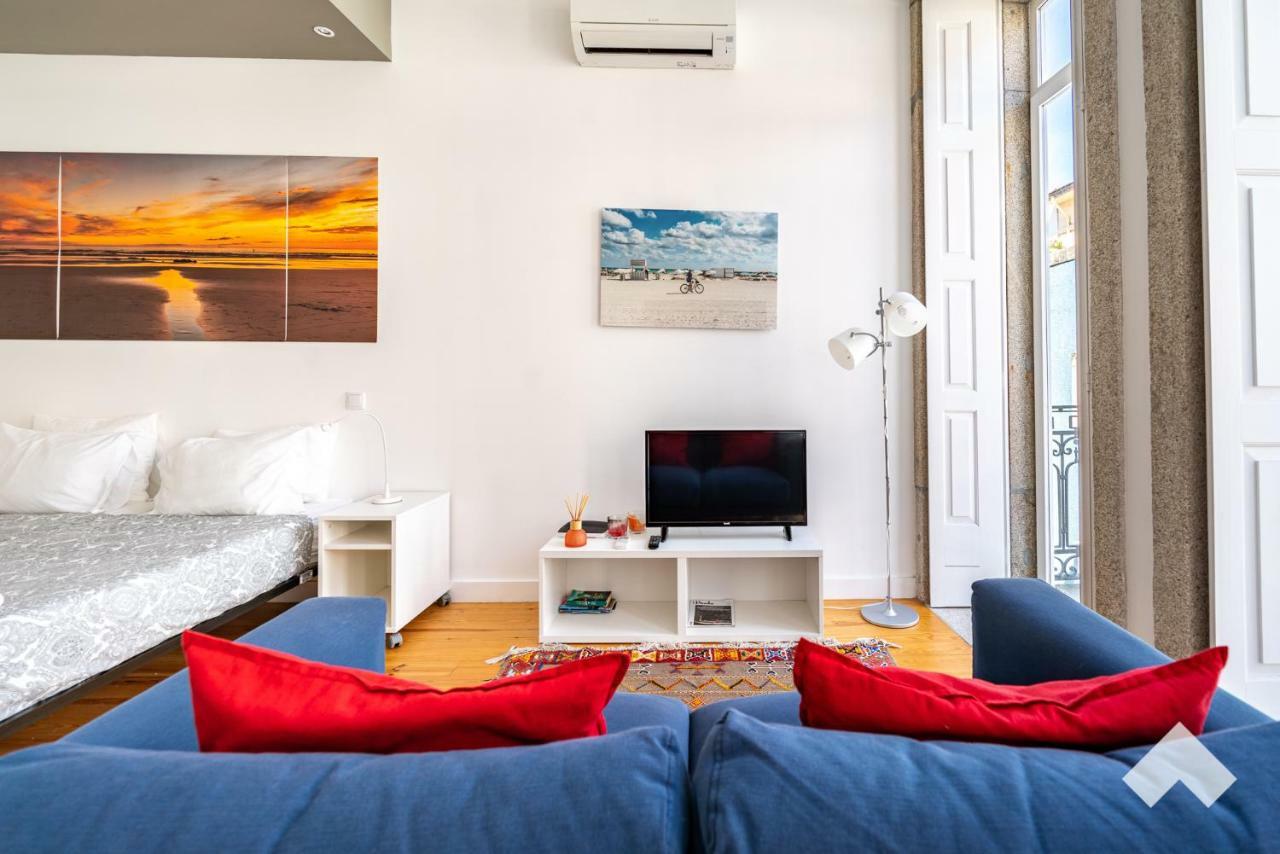 Bright Apartment • Downtown Порту Екстер'єр фото